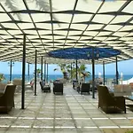 Mirador & מלון
