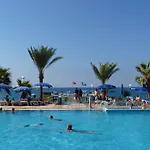 Mirador & 4* קונאקלי